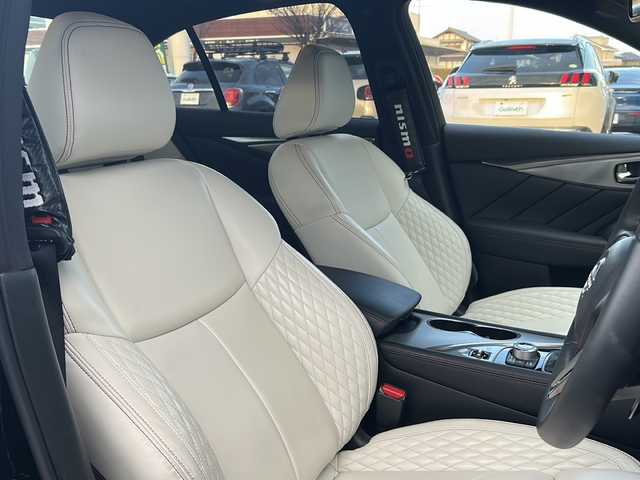 日産 スカイライン 400R 佐賀県 2023(令5)年 0.4万km スーパーブラック ワンオーナー/純正ナビ/Bluetooth/フルセグテレビ/CD/DVD/FM/AM/バックカメラ/全方位カメラ/オートライト/オートエアコン/プッシュスタート/パワーシート/シートメモリ/クルーズコントロール/純正アルミホイール/純正フロアマット/ETC/スマートキー/スペアキー/シートヒーター/ステアリングリモコン/パドルシフト/保証書/取扱説明書