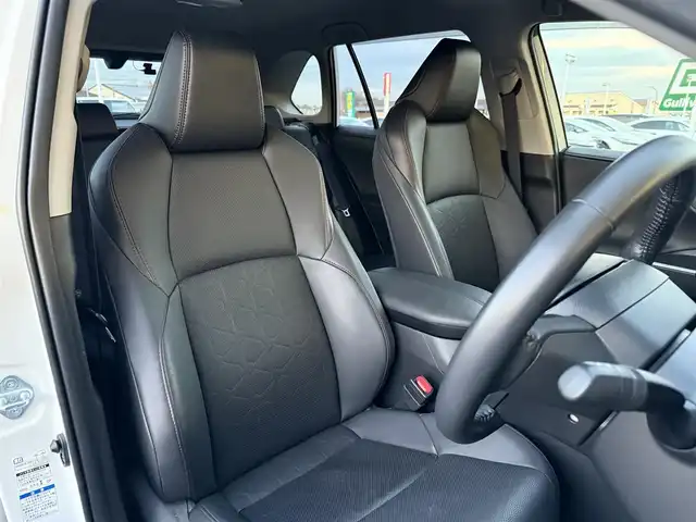 トヨタ ＲＡＶ４ アドベンチャー オフロードPKG 東京都 2021(令3)年 3.6万km スーパーホワイトⅡ ワンオーナー/Toyota Safety Sense/・パノラミックビューモニター/・プリクラッシュセーフティ/・レーンディパーチャーアラート/・ブラインドスポットモニター/・レーダークルーズコントロール/・オートマチックハイビーム/純正ディスプレイオーディオナビ/（Bluetooth/USB接続/HDMI接続）/置くだけ充電/デジタルインナーミラー/ビルトインＥＴＣ/ステアリングヒーター/パワーシート/シートヒーター/シートベンチレーション/ＬＥＤヘッドライト/純正18インチAW/純正フロアマット/保証書/取扱説明書/スマートキー