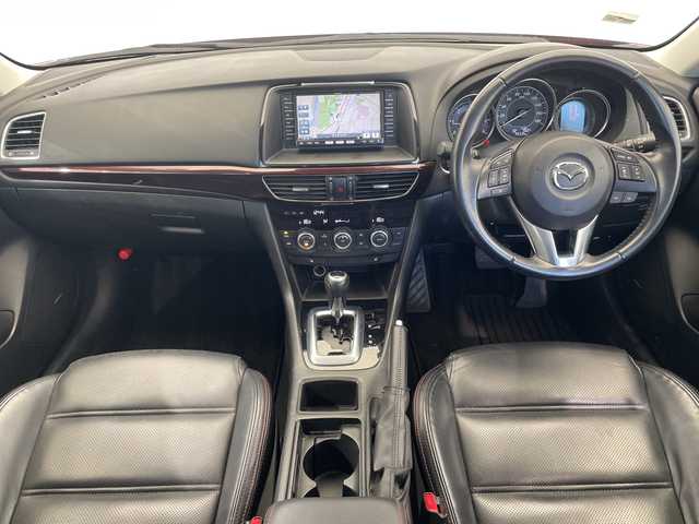 マツダ アテンザ セダン XD Lパッケージ 栃木県 2013(平25)年 8万km ソウルレッドプレミアムメタリック 純正ナビ/(CD/DVD/フルセグTV/Bluetooth/USB)/バックカメラ/BOSEサウンドシステム/スマートブレーキサポート/レーダークルーズコントロール/車線逸脱警報システム/ハイビームコントロールシステム/純正アルミホイール/純正フロアマット/黒レザーシート/シートメモリー/パワーシート/シートヒーター/アドバンストキーレスエントリーシステム/レーンキープアシスト/横滑り防止装置/ABS/AFS/スマートキー/プッシュスタート/禁煙車