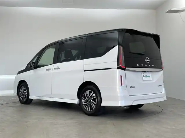 日産 セレナ e－パワー ハイウェイスター V 埼玉県 2025(令7)年 0.1千km パール 純正12.3ディスプレイオーディオ/ フルセグＴＶ　Bluetooth HDMI　AppleCarPlay/アラウンドビューモニター/デジタルインナーミラー/プロパイロット/インテリジェントクルーズコントロール/エマージェンシーブレーキ/レーンキープアシスト/ブラインドスポットモニター/両側パワースライドドア/LEDオートライト/ETC2.0