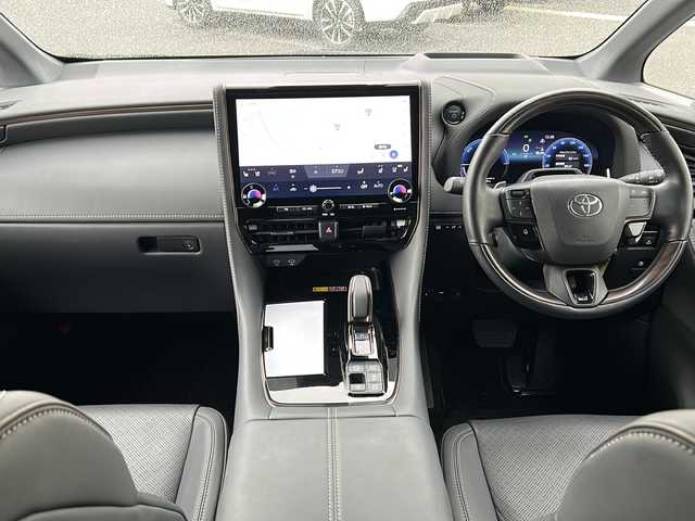 トヨタ ヴェルファイア ハイブリット Z プレミア 山口県 2024(令6)年 3.3万km ブラック 左右独立ムーンルーフ/純正13インチ有機ELフリップダウンモニター/14インチディスプレイオーディオ（コネクティッドナビ対応）Plus/・フルセグテレビ/・Bluetooth/・AM/FM/・USB/・Miracast/・Apple CarPlay/・Android Auto/パノラミックビューモニター/両側パワースライドドア/パワーバックドア/ETC2.0/3列シート/レザーパワーシート/エアーシート/デジタルインナーミラー/プッシュスタート/スマートキー（スペアキー有）/バックカメラ/HUD/電動パーキングブレーキ/ドライバーモニターカメラ/後席電動サンシェード/タイプＣ入力端子/タイプＣ充電端子/置くだけ充電/取説/保証書/Toyota Safety Sense/・プリクラッシュセーフティ/・レーントレーシングアシスト/・レーダークルーズコントロール（全車追従機能付）/・ロードサインアシスト/・アダプティブハイビームシステム/・オートマチックハイビーム/安全装備/・先行車発進告知機能/・BSM/・リヤクロストラフィックアラート/・パーキングサポートブレーキ/・クリアランスソナー＆バックソナー/・安心降車アシスト