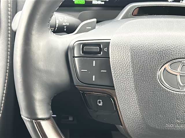 トヨタ ヴェルファイア ハイブリット Z プレミア 山口県 2024(令6)年 3.3万km ブラック 左右独立ムーンルーフ/純正13インチ有機ELフリップダウンモニター/14インチディスプレイオーディオ（コネクティッドナビ対応）Plus/・フルセグテレビ/・Bluetooth/・AM/FM/・USB/・Miracast/・Apple CarPlay/・Android Auto/パノラミックビューモニター/両側パワースライドドア/パワーバックドア/ETC2.0/3列シート/レザーパワーシート/エアーシート/デジタルインナーミラー/プッシュスタート/スマートキー（スペアキー有）/バックカメラ/HUD/電動パーキングブレーキ/ドライバーモニターカメラ/後席電動サンシェード/タイプＣ入力端子/タイプＣ充電端子/置くだけ充電/取説/保証書/Toyota Safety Sense/・プリクラッシュセーフティ/・レーントレーシングアシスト/・レーダークルーズコントロール（全車追従機能付）/・ロードサインアシスト/・アダプティブハイビームシステム/・オートマチックハイビーム/安全装備/・先行車発進告知機能/・BSM/・リヤクロストラフィックアラート/・パーキングサポートブレーキ/・クリアランスソナー＆バックソナー/・安心降車アシスト