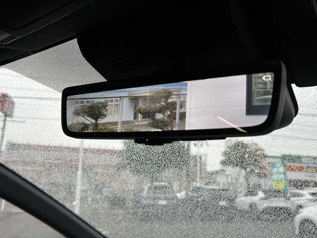 トヨタ ヴェルファイア ハイブリット Z プレミア 山口県 2024(令6)年 3.3万km ブラック 左右独立ムーンルーフ/純正13インチ有機ELフリップダウンモニター/14インチディスプレイオーディオ（コネクティッドナビ対応）Plus/・フルセグテレビ/・Bluetooth/・AM/FM/・USB/・Miracast/・Apple CarPlay/・Android Auto/パノラミックビューモニター/両側パワースライドドア/パワーバックドア/ETC2.0/3列シート/レザーパワーシート/エアーシート/デジタルインナーミラー/プッシュスタート/スマートキー（スペアキー有）/バックカメラ/HUD/電動パーキングブレーキ/ドライバーモニターカメラ/後席電動サンシェード/タイプＣ入力端子/タイプＣ充電端子/置くだけ充電/取説/保証書/Toyota Safety Sense/・プリクラッシュセーフティ/・レーントレーシングアシスト/・レーダークルーズコントロール（全車追従機能付）/・ロードサインアシスト/・アダプティブハイビームシステム/・オートマチックハイビーム/安全装備/・先行車発進告知機能/・BSM/・リヤクロストラフィックアラート/・パーキングサポートブレーキ/・クリアランスソナー＆バックソナー/・安心降車アシスト