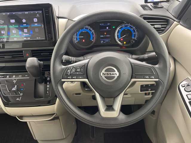 日産 ルークス X ターボ 沖縄県 2023(令5)年 5.2万km ブラック 純正９インチナビ（MM222D-L）/（フルセグTV　Bluetooth　SD）/純正ドライブレコーダー/ビルトインETC/両側パワースライドドア/サーキュレーター/エマージェンシーブレーキ/スマートキー/プッシュスタート/純正フロアマット