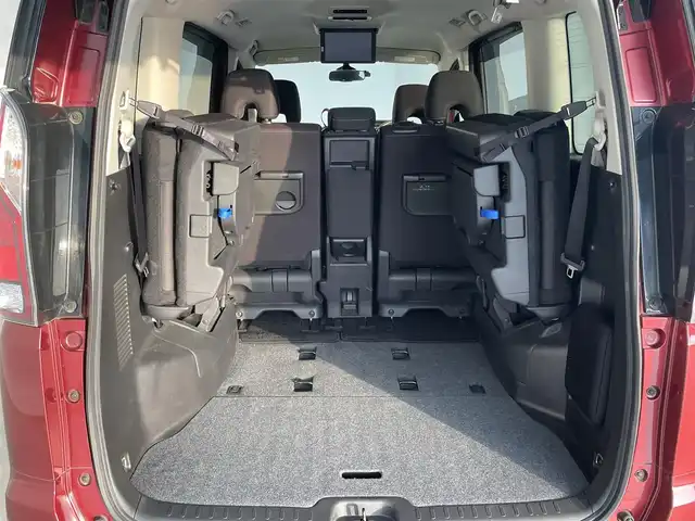 日産 セレナ ハイウェイスター 埼玉県 2017(平29)年 3.8万km マルーンレッド 2トーン 純正9型SDナビゲーション【MM516D-L】/AM FM フルセグ Bluetooth CD DVD/アラウンドビューモニター/純正11型フリップダウンモニター/両側パワースライドドア/ハンズフリーオートスライドドア/ビルトインETC/前方ドライブレコーダー/アイドリングストップ/車線逸脱警報/エマージェンシーブレーキ/標識検知機能/コーナーセンサー/ふらつき警報機能/純正フロアマット/LEDヘッドライト/オートライト/スマートキー/スペアキー