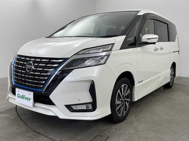 日産 セレナ e－パワー ハイウェイスター V 兵庫県 2021(令3)年 6.5万km ブリリアントホワイトパール 純正１０型ナビ　/後席モニター　/３６Ｏ°モニター　/ドライブレコーダー　/ＥＴＣ　/両側パワースライドドア　/セーフティパックＡ　/プロパイロット　/踏み間違い防止　/前後コーナーセンサー　/ブラインドスポットモニター/デジタルインナーミラー/社外フロアマット/LEDライト/純正１６インチアルミホイール