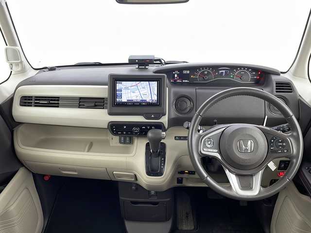 ホンダ Ｎ ＢＯＸ G L ターボ ホンダセンシング 新潟県 2020(令2)年 5.4万km ルナシルバーM ４WD/ホンダセンシング/社外メモリナビ/　　AM/FM/BT/SD/iPod/バックモニター/両側パワースライドドア/アダプティブクルーズコントロール/LEDオートライト/前席シートヒーター/ミラーヒーター/USBポート/ドライブレコーダー/後席サンシェード/スペアキー/スマートキー/ETC