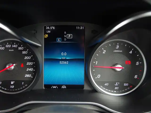 メルセデス・ベンツ ＧＬＣ２２０ d 4マチック クーペ AMGライン 埼玉県 2020(令2)年 5.3万km オブシディアンブラック ブラックハーフレザーシート /アダプティブクルーズコントロール /レーダーセーフティパッケージ /パークセンサー /ブラインドスポットモニター/全周囲カメラ/純正ナビ /ドラレコ /ETC /フルセグTV/GPSレーダー探知機 /シートヒーター/エアサス/シートポジションメモリー機能