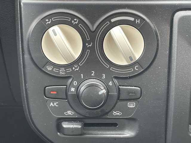 スズキ アルト L 滋賀県 2018(平30)年 3.4万km シルキーシルバーメタリック 純正オーディオ/（CD/AM/FM）/ドライブレコーダー/運転席シートヒーター/アイドリングストップ/スタッドレスタイヤ付き