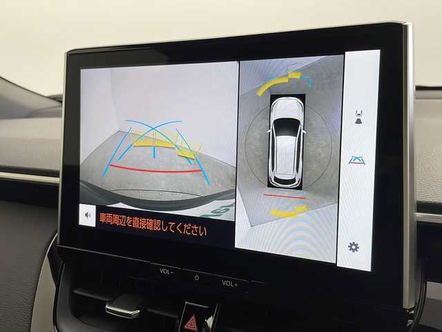 トヨタ カローラ クロス ハイブリッド Z 新潟県 2024(令6)年 0.1万km未満 アティチュードブラックマイカ 純正10.5インチディスプレイオーディオ(ナビ フルセグTV)/パノラマルーフ/パノラマミックビューモニター/置くだけ充電/前後コーナーセンサー/LEDヘッドライト/ルーフレール/ステアリングヒーター/純正フロアマット/純正ドライブレコーダー/純正ビルトインETC2.0/スマートキー/ハーフレザーシート/パーキングサポートブレーキ/ブラインドスポットモニター/アドバンストパーク/パワーバックドア/100V充電/D席パワーシート/18インチ純正アルミホイール