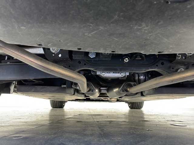 トヨタ クラウン ハイブリッド RS 長野県 2019(平31)年 5万km ホワイトパールクリスタルシャイン 登録時走行距離：49467km/純正ナビゲーション/→CD/DVD 再生/→AM/FM/フルセグTV/Bluetooth/バックカメラ/ビルトインETC2.0/ステアリングリモコン/革巻きステアリング/ステアリングヒーター/レーダークルーズコントロール/パワーシート/シートヒーター/電動リアサンシェード/LEDオートライト/フォグランプ/オートハイビーム/純正18インチアルミホイール/プッシュスタート/スマートキー/トヨタセーフティセンス/→プリクラッシュセーフティ/→レーンキープアシスト/→レーンディパーチャーアラート/→クリアランスソナー