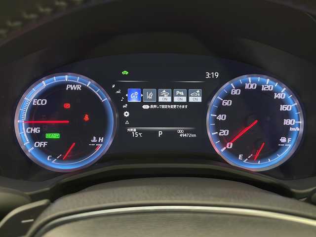 トヨタ クラウン ハイブリッド RS 長野県 2019(平31)年 5万km ホワイトパールクリスタルシャイン 登録時走行距離：49467km/純正ナビゲーション/→CD/DVD 再生/→AM/FM/フルセグTV/Bluetooth/バックカメラ/ビルトインETC2.0/ステアリングリモコン/革巻きステアリング/ステアリングヒーター/レーダークルーズコントロール/パワーシート/シートヒーター/電動リアサンシェード/LEDオートライト/フォグランプ/オートハイビーム/純正18インチアルミホイール/プッシュスタート/スマートキー/トヨタセーフティセンス/→プリクラッシュセーフティ/→レーンキープアシスト/→レーンディパーチャーアラート/→クリアランスソナー