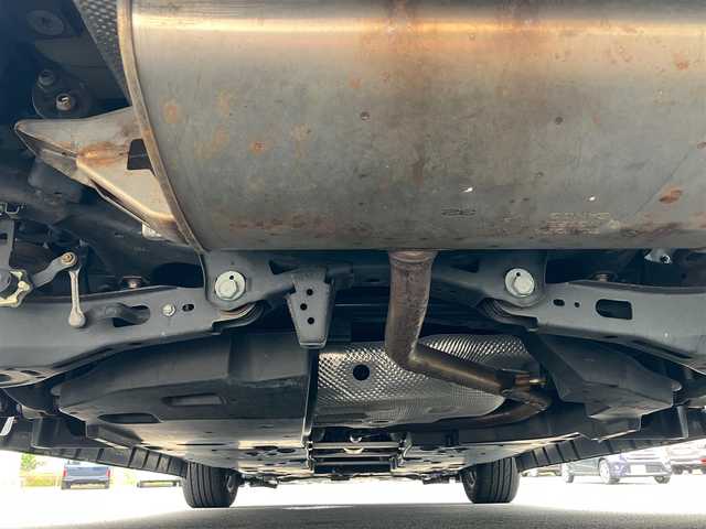 トヨタ Ｃ－ＨＲ G 静岡県 2017(平29)年 4.3万km ブラックマイカ エンジンスタートボタン/保証書/取扱説明書/パワーステアリング/パワーウィンドウ/アイドリングストップ/オートエアコン/スマートキー/クルーズコントロール/ETC2.0/純正SDナビ（CD/DVD/BT/フルセグ）/バックカメラ/ドライブレコーダー前後/純正フロアマット/ハーフレザー/D席N席シートヒーター/TRDエアロ（フロント/サイド/リア）/純正アルミホイール/ABS/横滑り防止装置/コーナーセンサー前後/レーンキープアシスト/オートライト/オートマチックハイビーム/LEDヘッドライト/BSM（ブラインドスポットモニター）/Wプラスサイドエアバック/カーテンエアバック