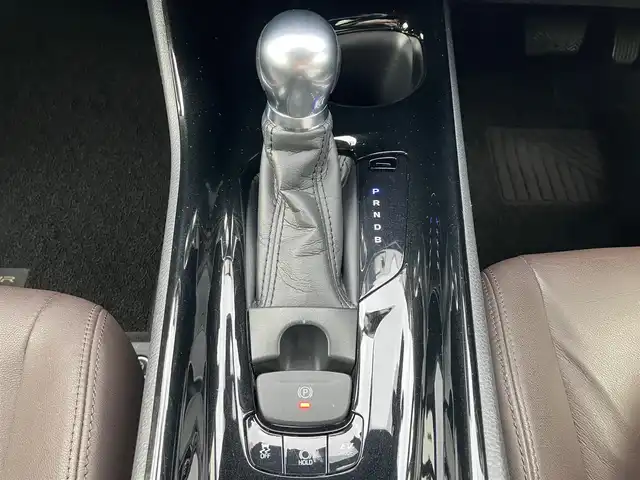 トヨタ Ｃ－ＨＲ G 広島県 2017(平29)年 4.4万km ブラックマイカ TRDエアロ（フロント/サイド/リア）/TRDグリル/衝突軽減ブレーキ/レーンキープアシスト/ブラインドスポットモニター/純正SDナビ/（CD/DVD/BT/フルセグ）/バックカメラ/前後ドライブレコーダー/前後コーナーセンサー /クルーズコントロール/ETC2.0/ハーフレザーシート/D席N席シートヒーター/横滑り防止装置/レーンキープアシスト/オートライト/オートマチックハイビーム/LEDヘッドライト/スマートキー/スペアキー
