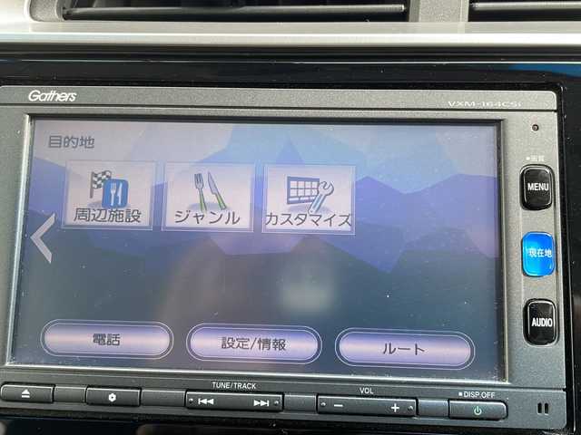 ホンダ フィット 13G L ホンダセンシング 山形県 2017(平29)年 5.8万km プレミアムホワイトパールⅡ ４WD/ホンダセンシング/レーダークルーズコントロール/純正ナビ/（AM/FM/TV/CD/DVD/BT）/バックカメラ/ステアリングスイッチ/レーンキープアシスト/アイドリングストップ/オートLEDヘッドライト/社外15インチAWスタッドレス車載/社外前後ドライブレコーダー/モデューロAW/プッシュスタート/スマートキー/電動格納ミラー/ドアバイザー/横滑り防止装置/ビルトインETC