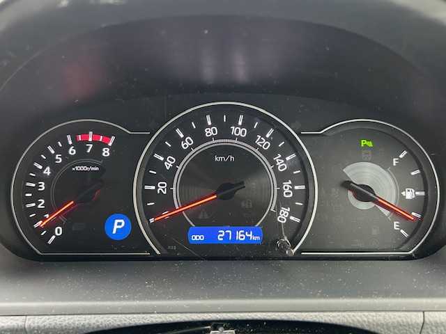 トヨタ ヴォクシー ZS 煌Ⅲ 茨城県 2020(令2)年 2.8万km ブラック 純正ＳＤナビ　/-BT/AM/FM/フルセグTV/CD/クルーズコントロール　/両側パワースライドドア　/ＥＴＣ　/ドライブレコーダー前後　/バックカメラ　/純正フリップダウンモニター　/コーナーセンサー前後　/ＬＥＤライト　/プッシュスタート/アイドリングストップ/純正16インチアルミホイール/純正フロアマット/パワーステアリング/パワーウィンドウ/禁煙車