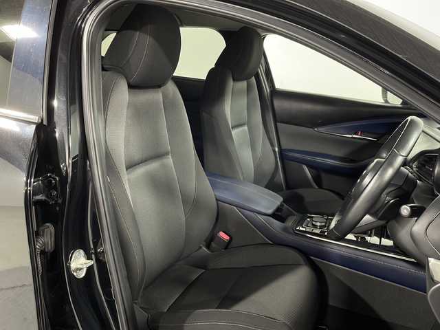 マツダ ＣＸ－３０ XD プロアクティブツーリングセレクション 広島県 2020(令2)年 4.2万km ジェットブラックマイカ 8.8型マツダコネクトナビ/360度ビューモニター/パワーリアゲート/パワーシート/ポジションメモリー/シートヒーター/ステアリングヒーター/パドルシフト/レーダークルーズコントロール/ブラインドスポットモニター/スマートシティブレーキサポート/レーンキープアシスト/アダプティブLEDヘッドライト/誤発進抑制機能/パーキングセンサー/ヘッドアップディスプレイ/G-SPEED18インチAW/ETC/前後ドライブレコーダー/USB/HDMI入力端子