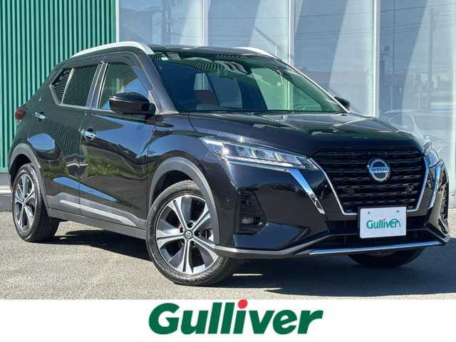 日産 キックス X ツートーンインテリアED 福岡県 2021(令3)年 7.8万km ピュアブラック カロッツェリアナビ/　(Bluetooth/CD/DVD)/フルセグTV/バックカメラ/インテリジェントクルーズコントロール/ソナー機能/セーフティアシスト/・プロパイロット/・インテリジェントエマージェンシーブレーキ/・車線逸脱防止支援システム/・車線逸脱警報/・ふらつき警報/・踏み間違い衝突防止アシスト/・ハイビームアシスト/LEDヘッドランプ/本革巻きステアリング/ステアリングヒーター/ツートーン合皮シート/前席シートヒーター/純正17インチアルミホイール/インテリジェントキー/LEDプッシュパワースターター/禁煙車/E-power