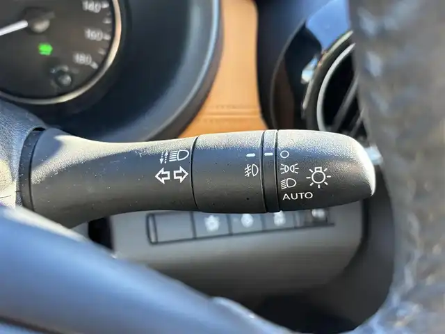 日産 キックス X ツートーンインテリアED 福岡県 2021(令3)年 7.8万km ピュアブラック カロッツェリアナビ/　(Bluetooth/CD/DVD)/フルセグTV/バックカメラ/インテリジェントクルーズコントロール/ソナー機能/セーフティアシスト/・プロパイロット/・インテリジェントエマージェンシーブレーキ/・車線逸脱防止支援システム/・車線逸脱警報/・ふらつき警報/・踏み間違い衝突防止アシスト/・ハイビームアシスト/LEDヘッドランプ/本革巻きステアリング/ステアリングヒーター/ツートーン合皮シート/前席シートヒーター/純正17インチアルミホイール/インテリジェントキー/LEDプッシュパワースターター/禁煙車/E-power