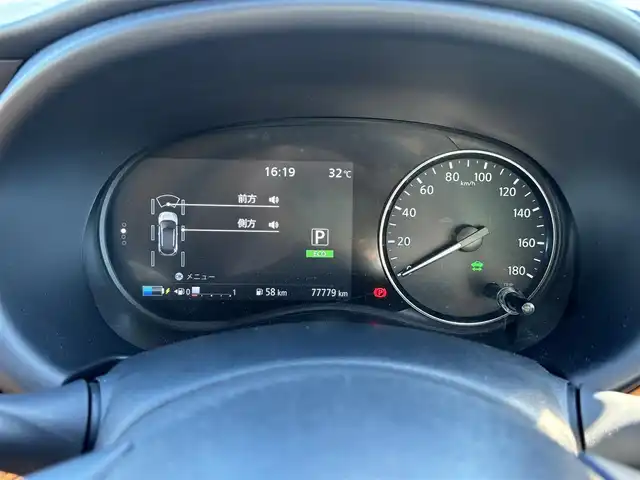日産 キックス X ツートーンインテリアED 福岡県 2021(令3)年 7.8万km ピュアブラック カロッツェリアナビ/　(Bluetooth/CD/DVD)/フルセグTV/バックカメラ/インテリジェントクルーズコントロール/ソナー機能/セーフティアシスト/・プロパイロット/・インテリジェントエマージェンシーブレーキ/・車線逸脱防止支援システム/・車線逸脱警報/・ふらつき警報/・踏み間違い衝突防止アシスト/・ハイビームアシスト/LEDヘッドランプ/本革巻きステアリング/ステアリングヒーター/ツートーン合皮シート/前席シートヒーター/純正17インチアルミホイール/インテリジェントキー/LEDプッシュパワースターター/禁煙車/E-power