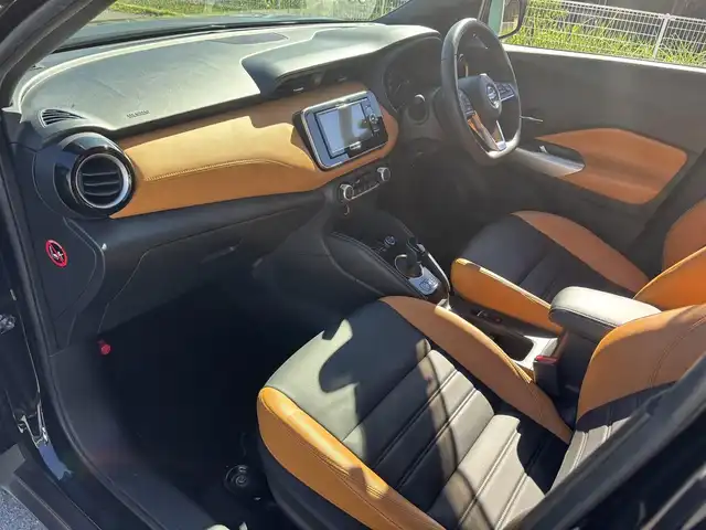 日産 キックス X ツートーンインテリアED 福岡県 2021(令3)年 7.8万km ピュアブラック カロッツェリアナビ/　(Bluetooth/CD/DVD)/フルセグTV/バックカメラ/インテリジェントクルーズコントロール/ソナー機能/セーフティアシスト/・プロパイロット/・インテリジェントエマージェンシーブレーキ/・車線逸脱防止支援システム/・車線逸脱警報/・ふらつき警報/・踏み間違い衝突防止アシスト/・ハイビームアシスト/LEDヘッドランプ/本革巻きステアリング/ステアリングヒーター/ツートーン合皮シート/前席シートヒーター/純正17インチアルミホイール/インテリジェントキー/LEDプッシュパワースターター/禁煙車/E-power