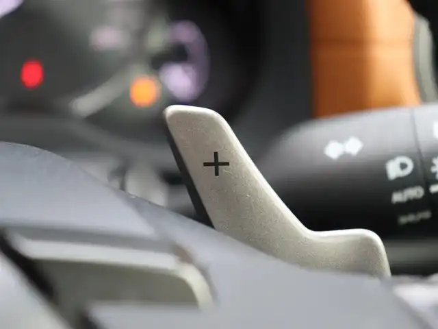 レクサス ＩＳ 300h バージョンL 宮城県 2021(令3)年 5.4万km レッドマイカクリスタルシャイン 純正ナビワイドマルチモニター/・フルセグ・ＣＤ・ＤＶＤ・ＵＳＢ・ＢＴ・ＳＤ/パノラミックビューモニター/サンルーフ/3眼ＬＥＤヘッドライト/ステアリングヒーター/レザーシート/シートヒーター・エアシート/左右パワーシート/・Ｄ席メモリー機能付き/オートリアシェード/パドルシフト/レーダークルーズコントロール/ブラインドスポットアシスト/レーンキープアシスト/プリクラッシュセーフティ/ドアバイザー/オートブレーキホールド/ＥＴＣ/スマートキー・プッシュスタート