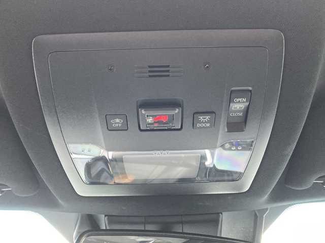 レクサス ＮＸ 300h Fスポーツ 佐賀県 2018(平30)年 8.3万km グラファイトブラックガラスフレーク パノラマルーフ/純正ナビ/バックカメラ/サイドカメラ/プリクラッシュセーフティ/レーンディパーチャーアラート/オートハイビーム/アダプティブクルーズコントロール/クリアランスソナー/レザーシート/シートヒーター/エアシート/メモリパワーシート/ステアリングヒーター/ステアリングリモコン/パドルシフト/パワーバックドア/ドライブレコーダー/ETC2.0/プッシュスタート/スマートキー/LEDヘッドライト/フォグライト/純正アルミホイール