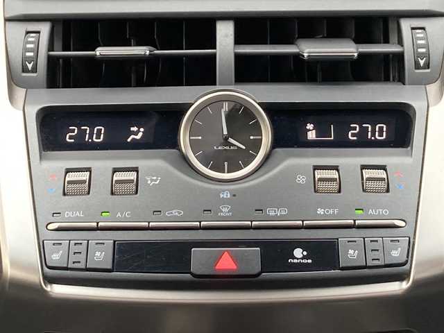 レクサス ＮＸ 300h Fスポーツ 佐賀県 2018(平30)年 8.3万km グラファイトブラックガラスフレーク パノラマルーフ/純正ナビ/バックカメラ/サイドカメラ/プリクラッシュセーフティ/レーンディパーチャーアラート/オートハイビーム/アダプティブクルーズコントロール/クリアランスソナー/レザーシート/シートヒーター/エアシート/メモリパワーシート/ステアリングヒーター/ステアリングリモコン/パドルシフト/パワーバックドア/ドライブレコーダー/ETC2.0/プッシュスタート/スマートキー/LEDヘッドライト/フォグライト/純正アルミホイール
