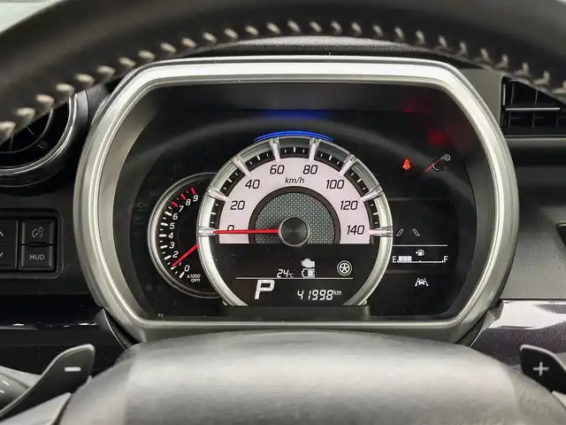 スズキ スペーシア カスタム HYBRID XS ターボ 宮城県 2022(令4)年 4.2万km インディゴブルーメタリック 全方位モニター付きメモリーナビゲーション/・全方位モニター用カメラ（フロント/サイド/リア）/・メモリーナビ/・9インチディスプレイ/・スズキコネクト/SOSボタン/・USBソケット/＝＝＝/ワンオーナー/セーフティサポート/・デュアルカメラブレーキサポート/・誤発進抑制機能/・車線逸脱警報機能/・ふらつき警報/・先行車発進お知らせ機能/・ハイビームアシスト/・アダプティブクルーズコントロール/・後退時ブレーキサポート/・後方誤発進抑制機能/・リアパーキングセンサー/・車線逸脱抑制機能/両側パワースライドドア/ハーフレザーシート/シートヒーター/パーソナルテーブル（後席左右）/革巻きステアリング/ステアリングスイッチ/パドルシフト/アイドリングストップ/LEDヘッドランプ/LEDフロントフォグランプ/オートライト/スマートキー＆プッシュスタート/スペアキー/電動格納ミラー/純正15インチAW（サマー）/純正フロアマット/ドアバイザー/W/サイド/カーテンエアバッグ