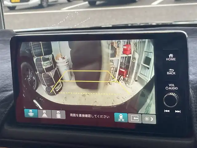 ホンダ シビック タイプR 島根県 2024(令6)年 1.1万km クリスタルブラックパール ワンオーナー /メーカーOPナビ(BT/フルセグ/AppleCarPlay)/ETC2.0/バックカメラ/衝突軽減ブレーキ/路外逸脱抑制機能/ブラインドスポットインフォメーション/踏み間違い衝突軽減システム/LEDヘッドライト/オートライト/無限レッドフロアマット/ホンダ純正ゴムマット積み込み/無限ドアハンドルプロテクター/OPシフトノブ/ディーラーOPパターンプロジェクター(TYPE Rロゴ)/ブラックミラーカバー積み込み/標準シフトノブ積み込み/取扱説明書/保証書/スペアキー×1