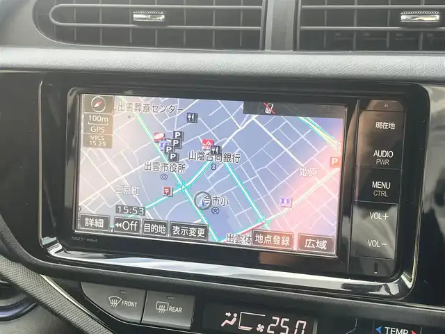 トヨタ アクア S 大分県 2016(平28)年 4.5万km ディープアメジストマイカメタリック 純正ＳＤナビ　/フルセグＴＶ　/ＤＶＤ再生　/Ｂｌｕｅｔｏｏｔｈ接続　/ＥＴＣ　/バックカメラ　/スマートキー　/プッシュスタート　/アイドリングストップ　/純正フロアマット