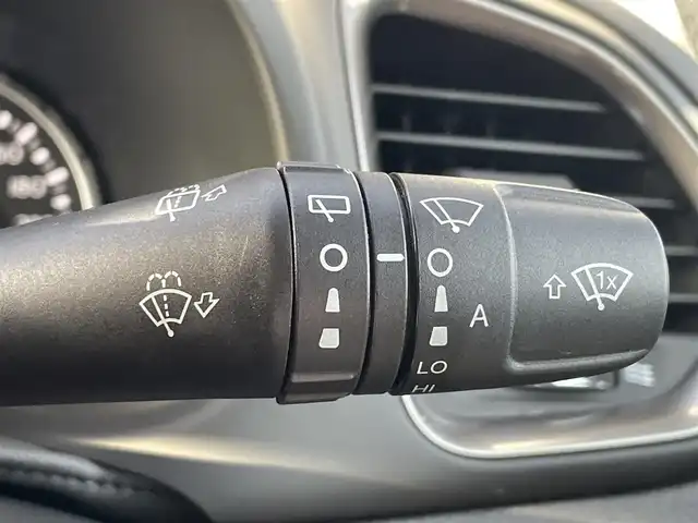クライスラー・ジープ ジープ レネゲード リミテッド 三重県 2022(令4)年 3.9万km ガンＭ ワンオーナー/ＢＦグッドリッチ　/純正ナビ　/バックカメラ/カープレイ　/黒革シート　/ＥＴＣ　　/前後ドライブレコーダー　/パワーシート　/シートヒーター　/クルーズコントロール　/ＬＥＤヘッドライト　/ＭＬＴ１６インチアルミ