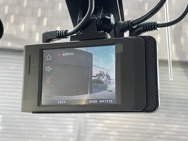 クライスラー・ジープ ジープ レネゲード リミテッド 三重県 2022(令4)年 3.9万km ガンＭ ワンオーナー/ＢＦグッドリッチ　/純正ナビ　/バックカメラ/カープレイ　/黒革シート　/ＥＴＣ　　/前後ドライブレコーダー　/パワーシート　/シートヒーター　/クルーズコントロール　/ＬＥＤヘッドライト　/ＭＬＴ１６インチアルミ