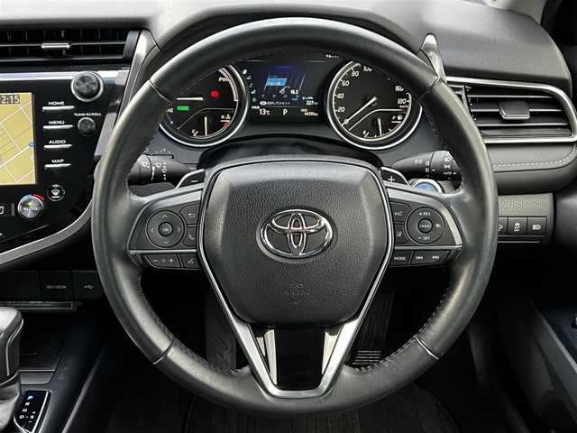 トヨタ カムリ WS 道央・札幌 2020(令2)年 4.5万km プラチナホワイトパールマイカ ４WD/寒冷地仕様/JBLサウンド/純正メーカーOPナビ/AM/FM/BT/トヨタセーフティセンス/衝突被害軽減ブレーキ/横滑り防止装置/レーダークルーズコントロール/レーンキープアシスト/クリアランスソナー/バックカメラ/ビルトインETC/アイドリングストップ/ECOMODE/SPORTMODE/D席パワーシート/ハーフレザーシート/革巻きステアリング/ステアリングリモコン/パドルシフト/電動パーキング/自動防眩ミラー/MTモード付AT/プッシュスタート/スマートキー/LEDヘッドライト/オートライト/オートマチックハイビーム/フォグランプ/電動格納ミラー/ヒーテッドドアミラー/ウィンカーミラー/純正フロアマット/ワイパーデアイサー