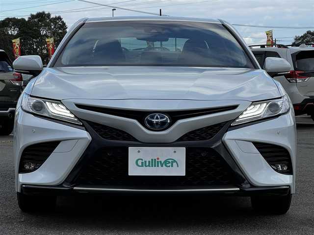 トヨタ カムリ WS 道央・札幌 2020(令2)年 4.5万km プラチナホワイトパールマイカ ４WD/寒冷地仕様/JBLサウンド/純正メーカーOPナビ/AM/FM/BT/トヨタセーフティセンス/衝突被害軽減ブレーキ/横滑り防止装置/レーダークルーズコントロール/レーンキープアシスト/クリアランスソナー/バックカメラ/ビルトインETC/アイドリングストップ/ECOMODE/SPORTMODE/D席パワーシート/ハーフレザーシート/革巻きステアリング/ステアリングリモコン/パドルシフト/電動パーキング/自動防眩ミラー/MTモード付AT/プッシュスタート/スマートキー/LEDヘッドライト/オートライト/オートマチックハイビーム/フォグランプ/電動格納ミラー/ヒーテッドドアミラー/ウィンカーミラー/純正フロアマット/ワイパーデアイサー