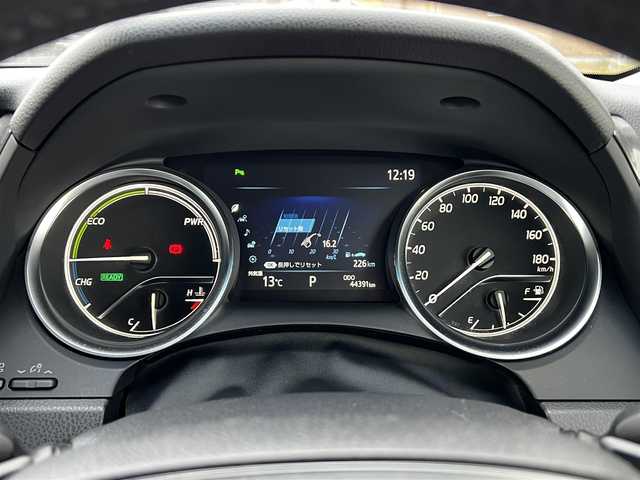 トヨタ カムリ WS 道央・札幌 2020(令2)年 4.5万km プラチナホワイトパールマイカ ４WD/寒冷地仕様/JBLサウンド/純正メーカーOPナビ/AM/FM/BT/トヨタセーフティセンス/衝突被害軽減ブレーキ/横滑り防止装置/レーダークルーズコントロール/レーンキープアシスト/クリアランスソナー/バックカメラ/ビルトインETC/アイドリングストップ/ECOMODE/SPORTMODE/D席パワーシート/ハーフレザーシート/革巻きステアリング/ステアリングリモコン/パドルシフト/電動パーキング/自動防眩ミラー/MTモード付AT/プッシュスタート/スマートキー/LEDヘッドライト/オートライト/オートマチックハイビーム/フォグランプ/電動格納ミラー/ヒーテッドドアミラー/ウィンカーミラー/純正フロアマット/ワイパーデアイサー