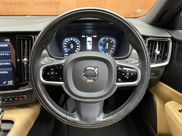 ボルボ Ｖ９０ クロスカントリー D4 AWD サマム 千葉県 2018(平30)年 5万km オニキスブラックP ＡＣＣ　/茶革シート　/ｈａｒｍａｎｋａｒｄｏｎサウンド　/ナビ　/ＴＶ　/３６０°　/ＨＵＤ　/シートＨ　/ベンチレーション　/ステアリングヒーター　/電動リアゲート　/ＬＥＤヘッドライト　/衝突軽減Ｂ　/ＢＳＭ　/ＬＫＡ