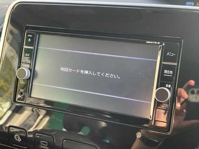 日産 セレナ e－パワー ハイウェイスター V 茨城県 2018(平30)年 8.7万km ブリリアントホワイトパール 2トーン 純正ナビ7インチワイド/（AM/FM/CD/DVD）/フルセグTV/アラウンドビューモニター/フリップダウンモニター/ETC/両側パワースライド/黒革調シートカバー