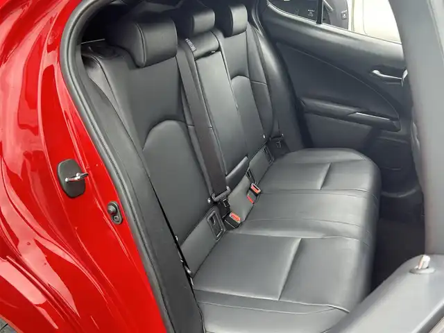 レクサス ＵＸ 250h Fスポーツ 愛媛県 2019(令1)年 6.8万km マダーレッド メーカーオプション純正ナビ/BT/AM・FM/CD/DVD/フルセグTV/サンルーフ/ETC2.0/全方位カメラ/ドライブレコーダー/D席+N席パワーシート・シートヒーター/ステアリングヒーター/パドルシフト/フォグランプ/追従型クルーズコントロール/ブラインドスポットモニター/ヘッドアップディスプレイ/純正アルミホイール/純正フロアマット