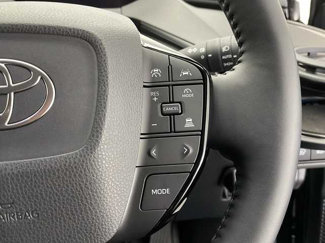 トヨタ プリウス Z 長野県 2024(令6)年 0.5万km アティチュードブラックマイカ 4WD/12.3インチディスプレイオーディオナビ/（フルセグ/Bluetooth/AppleCarPlay/AndroidAuto)/360°カメラ/ETC2.0/トヨタセーフティーセンス/・プリクラッシュブレーキ/・レーンキープアシスト/・レーンディパーチャーアラート/・プロアクティブドライビングアシスト/・リヤクロストラフィックアラート/・ブラインドスポットモニター/・前後コーナーセンサー/レーダークルーズコントロール/デジタルインナーミラー/前席シートヒーター/ステアリングヒーター/社外セキュリティ/ワイヤレス充電/電動リアゲート/メモリ付きパワーシート（運転席）/LEDヘッドライト/スマートキー