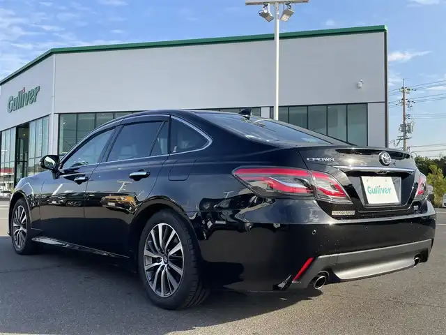 トヨタ クラウン ハイブリッド G 岡山県 2020(令2)年 12.4万km ブラック 登録時走行距離123489km/純正ナビ/フルセグTV(AM/FM/CD/DVD/Bluetooth)/全方位カメラ/ビルトインETC2.0/リヤコンフォートパッケージ/・電動リヤサンシェード/・リヤオートエアコン/トヨタセーフティセンス/・ブラインドスポットモニター/・レーダークルーズコントロール/・オートマチックハイビーム/・プリクラッシュセーフティ/・レーンディバーチャーアラート/・アドバンストパーク/横滑り防止装置/オートブレーキホールド/全席パワーシート/全席シートヒーター/D/N席ベンチレーション/ステアリングヒーター/本革シート/本革巻きステアリング/純正フロアマット/17インチ純正AW