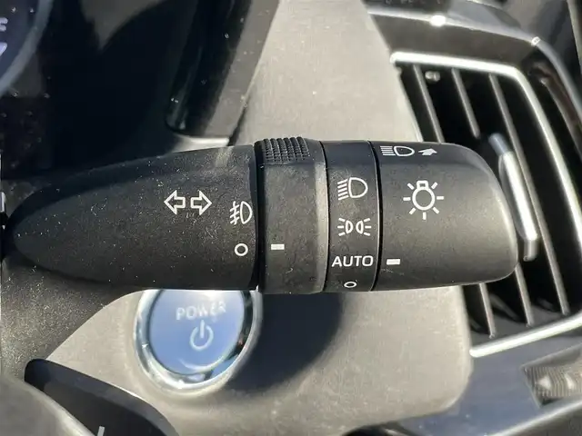 トヨタ クラウン ハイブリッド G 岡山県 2020(令2)年 12.4万km ブラック 登録時走行距離123489km/純正ナビ/フルセグTV(AM/FM/CD/DVD/Bluetooth)/全方位カメラ/ビルトインETC2.0/リヤコンフォートパッケージ/・電動リヤサンシェード/・リヤオートエアコン/トヨタセーフティセンス/・ブラインドスポットモニター/・レーダークルーズコントロール/・オートマチックハイビーム/・プリクラッシュセーフティ/・レーンディバーチャーアラート/・アドバンストパーク/横滑り防止装置/オートブレーキホールド/全席パワーシート/全席シートヒーター/D/N席ベンチレーション/ステアリングヒーター/本革シート/本革巻きステアリング/純正フロアマット/17インチ純正AW