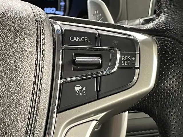 三菱 デリカＤ：５ P 愛知県 2019(平31)年 6.1万km スターリングシルバーM 純正10インチナビ/フリップダウンモニター/純正両側サイドステップ/キルティングレザーシート/衝突軽減ブレーキ/両側電動スライドドア/アラウンドビューモニター/レーダークルーズコントロール/100V電源/シートヒーター/LEDヘッドライト/ETC/ブラインドスポットモニター/パワーシート/電動リアゲート/フルセグTV/Bluetooth/レーンキープアシスト/オートハイビーム/プッシュスタート/USB接続/スマートキー/CD/DVD再生/アイドリングストップ/ミュージックサーバー/ミュージックプレイヤー接続/純正アルミホイール/オートライト/ディーゼル/ターボ/4WD/トランスファースイッチ/パドルシフト/ウィンカーミラー/電動格納ミラー/ドアバイザー/ISOFIX/ステアリングリモコン/横滑り防止装置/電動パーキングブレーキ/オートブレーキホールド