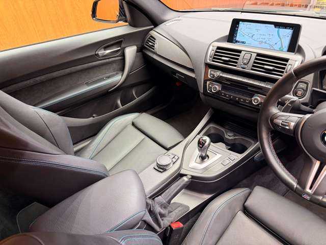 ＢＭＷ Ｍ２ 千葉県 2016(平28)年 3.9万km サファイアブラックP サンルーフ　/黒革シート　/クルーズコントロール　/ナビ　/Ｂカメラ　/Ｂｌｕｅｔｏｏｔｈ接続　/電動シート　/シートヒーター　/ＰＤＣ　/アダプティブＨＩＤライト　/インテリジェントセーフティ　/ワンオーナー