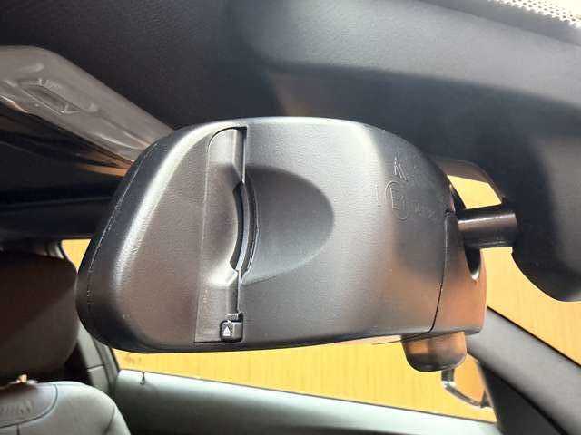 ＢＭＷ Ｍ２ 千葉県 2016(平28)年 3.9万km サファイアブラックP サンルーフ　/黒革シート　/クルーズコントロール　/ナビ　/Ｂカメラ　/Ｂｌｕｅｔｏｏｔｈ接続　/電動シート　/シートヒーター　/ＰＤＣ　/アダプティブＨＩＤライト　/インテリジェントセーフティ　/ワンオーナー