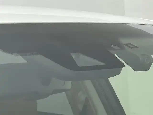 レクサス ＮＸ 300h バージョンL 道央・札幌 2019(平31)年 2.4万km ソニッククォーツ ・４WD/・純正ナビ/　CD/DVD/SD/USB/AUX/BT/フルセグTV/・サイド＆バックカメラ/・ビルトインETC2.0/・ドライブレコーダー前方（DRT-H68A）/・レクサスセーフティ/　PCS/LDA/PKSA/PKSB/・クリアランスソナー/・レーダークルーズコントロール/・オートブレーキホールド/・パドルシフト/・オートマチックハイビーム/・オートライト/・三眼LEDヘッドライト/・フロントフォグランプ/・レザーシート/・D席シートメモリー/・D+N席パワーシート/・D+N席シートヒーター＆ベンチレーション/・ステアリングヒーター/・nanoe付AAC/・パワーバックドア/・リアシート電動格納/・純正フロアマット/・プッシュスタート/・スマートキー/・スペアキー/・カードキー/・取/保