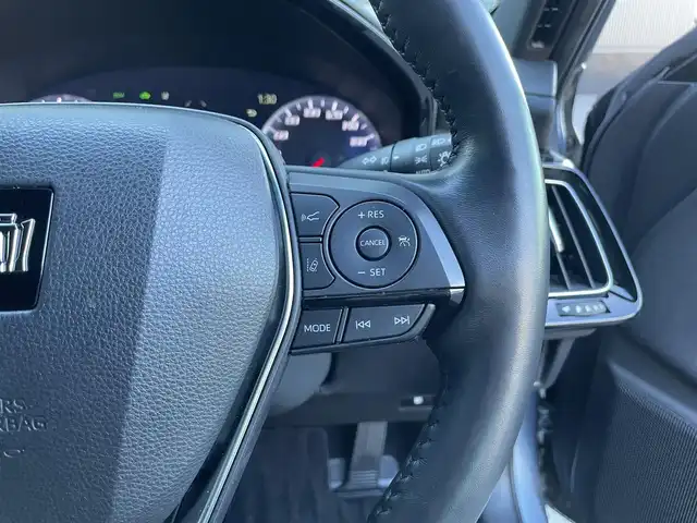 トヨタ クラウン ハイブリッド S Cパッケージ 滋賀県 2019(平31)年 2.1万km プレシャスガレナ 純正ナビ/【Bluetooth/フルセグTV/CD/DVD】/パノラミックビューモニター/パーキングアシスト/パーキングサポートブレーキ/ヘッドアップディスプレイ/ETC2.0/前後ドラレコ/トヨタセーフティセンス/・プリクラッシュセーフティ/・レーントレーシングアシスト/・レーダークルーズコントロール/・オートマチックハイビーム/・ロードサインアシスト/・先行車発進告知機能/ブラインドスポットモニター/リアクロストラフィックオートブレーキ/リアクロストラフィックアラート/パワーシート/シートヒーター/ステアリングヒーター/LEDヘッドライト/パドルシフト/純正アルミ積込（サマータイヤ付き）