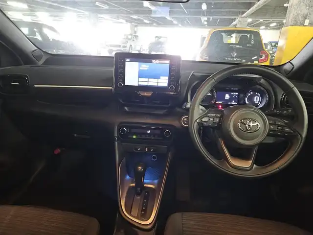 トヨタ ヤリス ハイブリッド Z 福岡県 2020(令2)年 7.9万km ホワイトパールクリスタルシャイン モデリスタエアロ(F/S/R)/モデリスタ15インチアルミホイール/パノラミックビューモニター/純正8型ディスプレイオーディオ/ビルトインETC/前後ドライブレコーダー/レーダークルーズコントロール/クリアランスソナー/セーフティセンス/・衝突被害軽減ブレーキ/・車線逸脱防止支援システム/・オートマチックハイビーム/・標識認識機能/・セカンダリーコリジョンブレーキ/フルLEDヘッドランプ/革巻きステアリング/上級ファブリックシート/前席シートヒーター/スマートキー/プッシュエンジンスタート/禁煙車