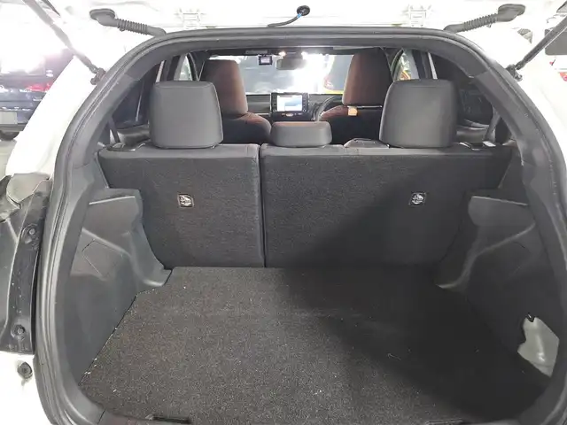 トヨタ ヤリス ハイブリッド Z 福岡県 2020(令2)年 7.9万km ホワイトパールクリスタルシャイン モデリスタエアロ(F/S/R)/モデリスタ15インチアルミホイール/パノラミックビューモニター/純正8型ディスプレイオーディオ/ビルトインETC/前後ドライブレコーダー/レーダークルーズコントロール/クリアランスソナー/セーフティセンス/・衝突被害軽減ブレーキ/・車線逸脱防止支援システム/・オートマチックハイビーム/・標識認識機能/・セカンダリーコリジョンブレーキ/フルLEDヘッドランプ/革巻きステアリング/上級ファブリックシート/前席シートヒーター/スマートキー/プッシュエンジンスタート/禁煙車