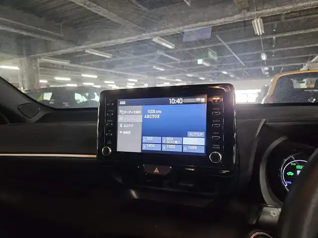 トヨタ ヤリス ハイブリッド Z 福岡県 2020(令2)年 7.9万km ホワイトパールクリスタルシャイン モデリスタエアロ(F/S/R)/モデリスタ15インチアルミホイール/パノラミックビューモニター/純正8型ディスプレイオーディオ/ビルトインETC/前後ドライブレコーダー/レーダークルーズコントロール/クリアランスソナー/セーフティセンス/・衝突被害軽減ブレーキ/・車線逸脱防止支援システム/・オートマチックハイビーム/・標識認識機能/・セカンダリーコリジョンブレーキ/フルLEDヘッドランプ/革巻きステアリング/上級ファブリックシート/前席シートヒーター/スマートキー/プッシュエンジンスタート/禁煙車